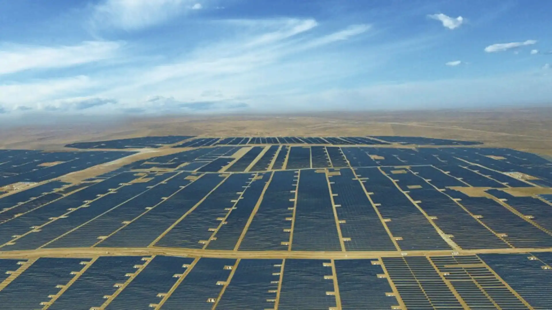 alt="Green Romania: TOP 5 largest photovoltaic plants in the world. The evolution of photovoltaics in the future"